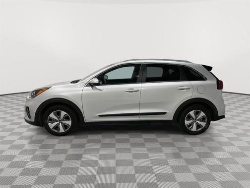 2020 Kia Niro LX