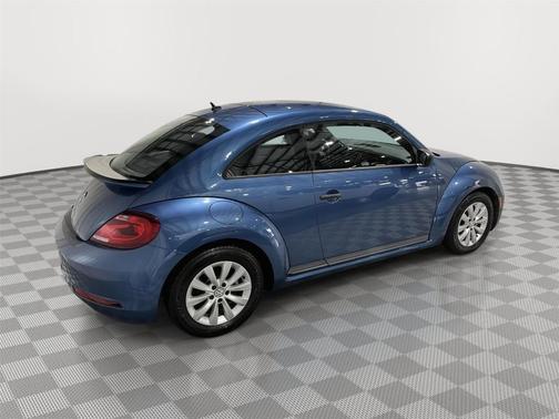 2018 Volkswagen Beetle 2.0T S
