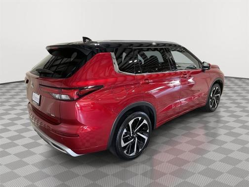 2023 Mitsubishi Outlander SEL