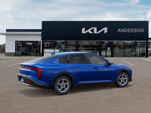 2025 Kia K4 LX