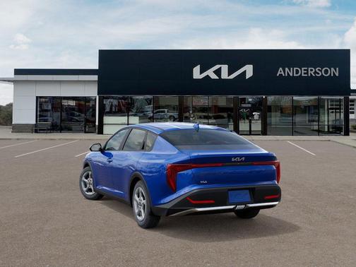 2025 Kia K4 LX