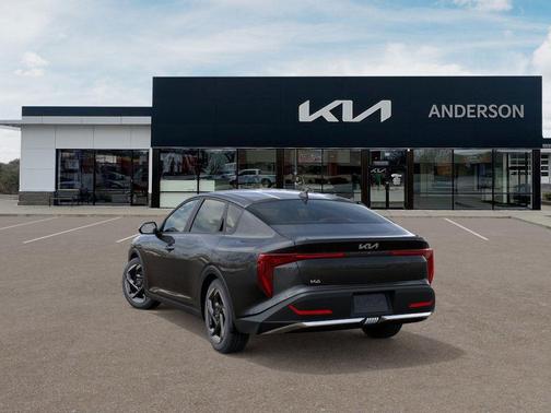 2025 Kia K4 EX