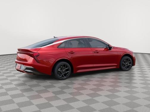 2025 Kia K5 LXS