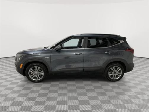 2022 Kia Seltos S