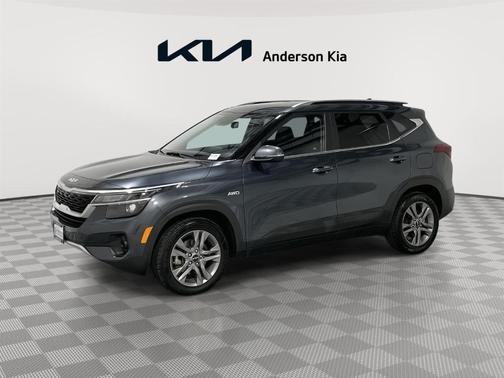 2022 Kia Seltos S