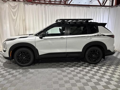 2025 Mitsubishi Outlander EDITION