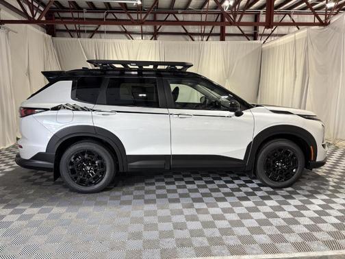 2025 Mitsubishi Outlander EDITION