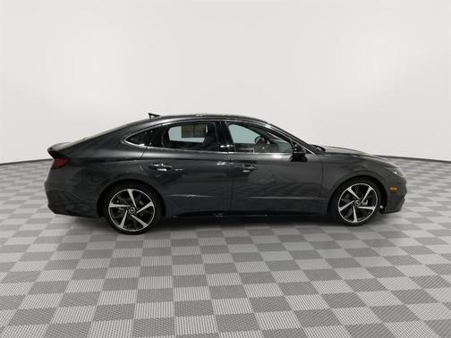 2022 Hyundai SONATA SEL Plus