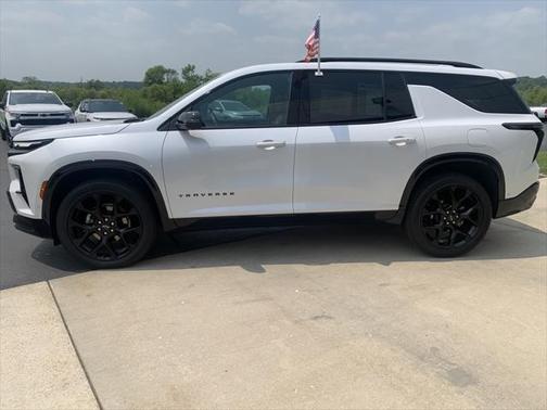 2025 Chevrolet Traverse RS