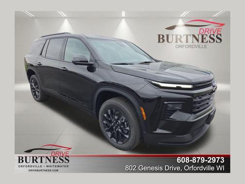 Mosaic Black Metallic 2026 Chevrolet Traverse LT