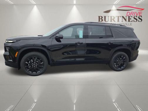 Mosaic Black Metallic 2026 Chevrolet Traverse LT