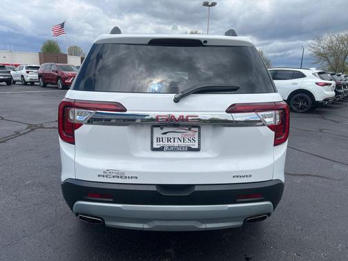 Summit White 2023 GMC Acadia AWD SLT