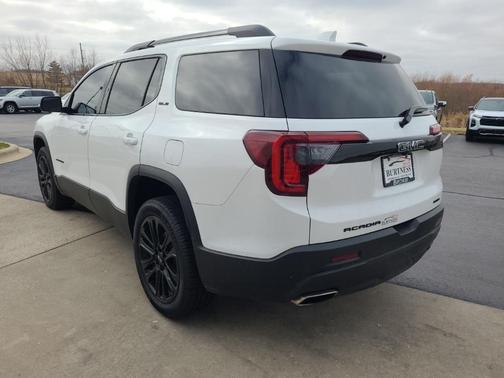 2023 GMC Acadia AWD SLE