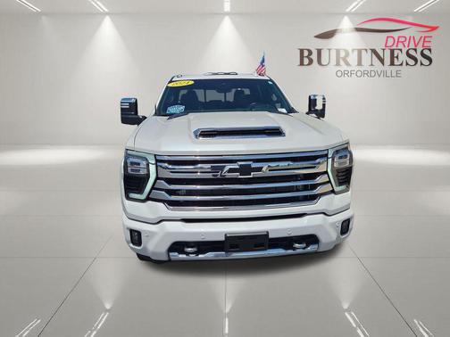 Pearl 2024 Chevrolet Silverado 3500 High Country
