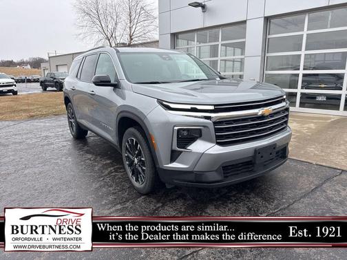 2025 Chevrolet Traverse LT