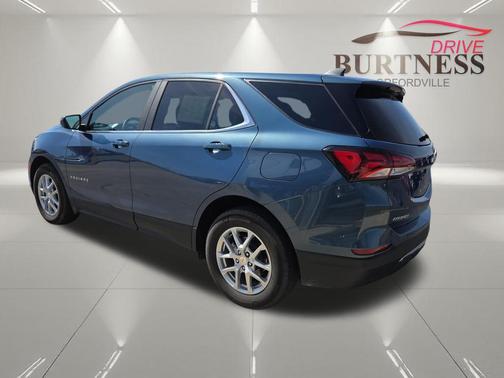 Lakeshore Blue Metallic 2024 Chevrolet Equinox 1LT
