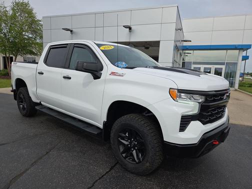 Summit White 2024 Chevrolet Silverado 1500 LT Trail Boss