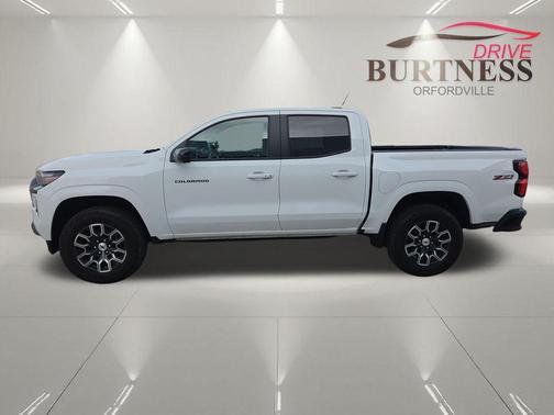 Summit White 2024 Chevrolet Colorado Z71