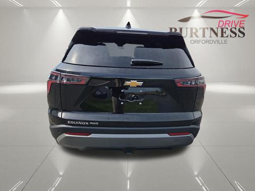 Mosaic Black Metallic 2026 Chevrolet Equinox 1LT