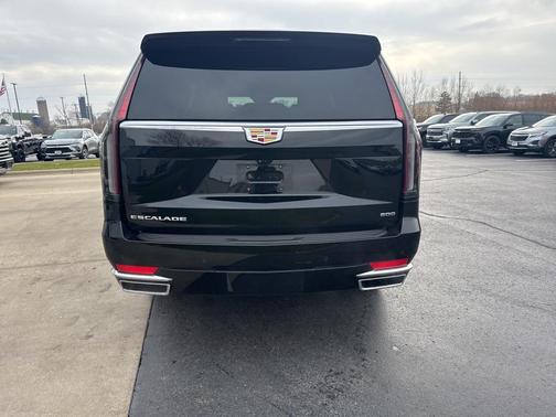 2023 Cadillac Escalade ESV Premium Luxury