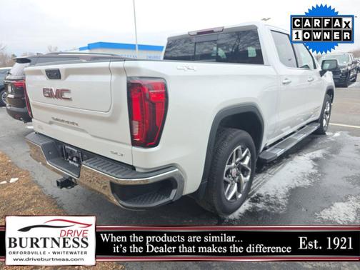 White Frost Tricoat 2023 GMC Sierra 1500 SLT