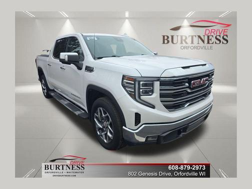 White Frost Tricoat 2023 GMC Sierra 1500 SLT