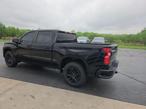 Black 2022 Chevrolet Silverado 1500 RST