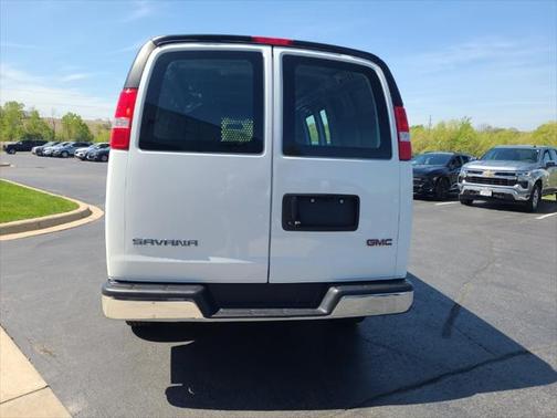 2023 GMC Savana 2500 Work Van