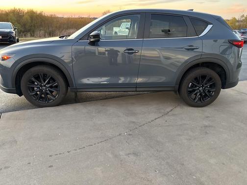 2022 Mazda CX-5 Carbon Edition