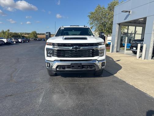 2026 Chevrolet Silverado 2500 LT