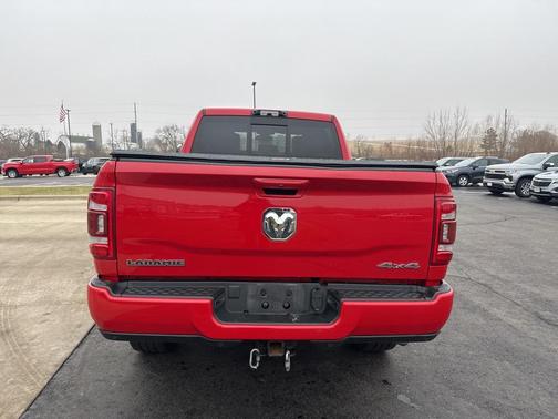 2022 RAM 2500 Laramie Crew Cab 4x4 6'4' Box