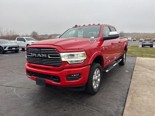 2022 RAM 2500 Laramie Crew Cab 4x4 6'4' Box