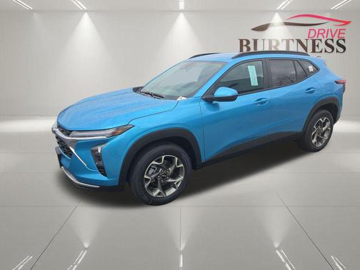 Marina Blue Metallic 2026 Chevrolet Trax LT