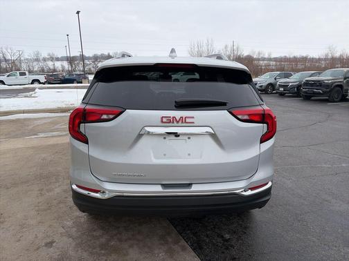 2021 GMC Terrain SLT