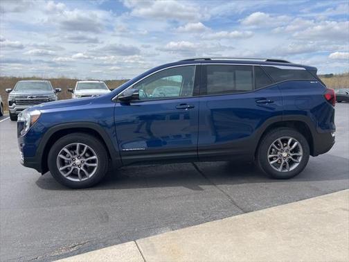 2023 GMC Terrain SLT