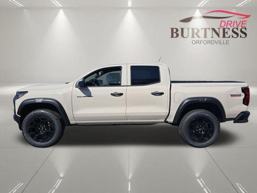 White Sands 2026 Chevrolet Colorado Trail Boss