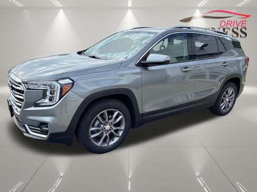 Sterling Metallic 2023 GMC Terrain SLT