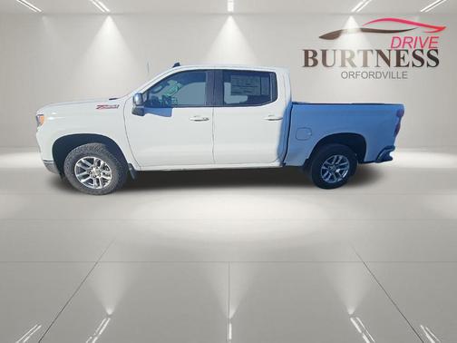 Summit White 2026 Chevrolet Silverado 1500 LT