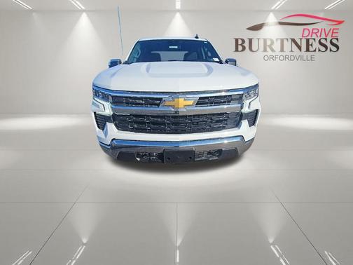 Summit White 2026 Chevrolet Silverado 1500 LT