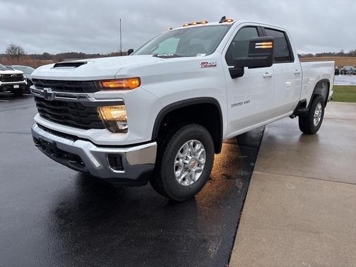 2026 Chevrolet Silverado 3500 LT