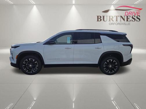 Summit White 2026 Chevrolet Traverse LT