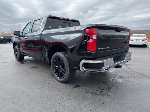 2025 Chevrolet Silverado 1500 LTZ