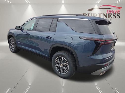 Lakeshore Blue Metallic 2026 Chevrolet Traverse LT