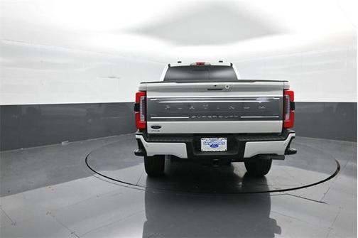 2025 Ford F-250 Platinum