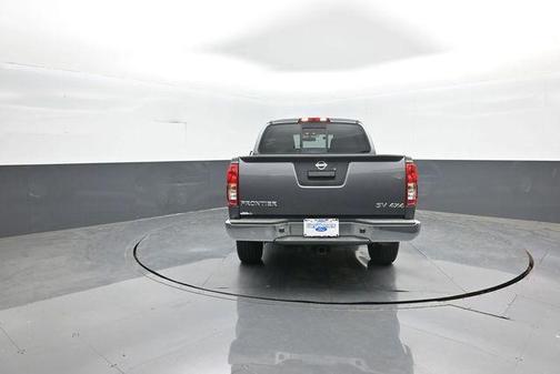 Gun Metallic 2016 Nissan Frontier SV