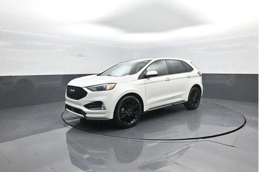 White Metallic 2024 Ford Edge ST Line