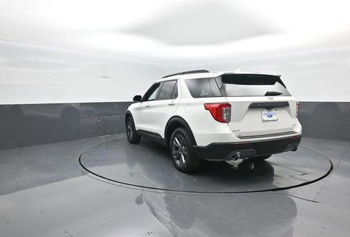 White Metallic 2024 Ford Explorer XLT