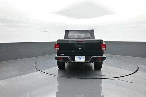 2024 Jeep Gladiator Nighthawk