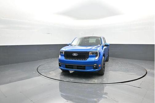 Blue 2026 Ford Maverick Lobo Standard