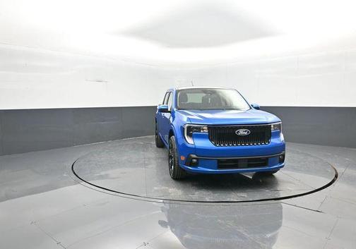 Blue 2026 Ford Maverick Lobo Standard